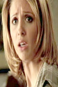 Buffy the Vampire Slayer S02 E09 – Sunnydale has an AIRPORT? thumbnail